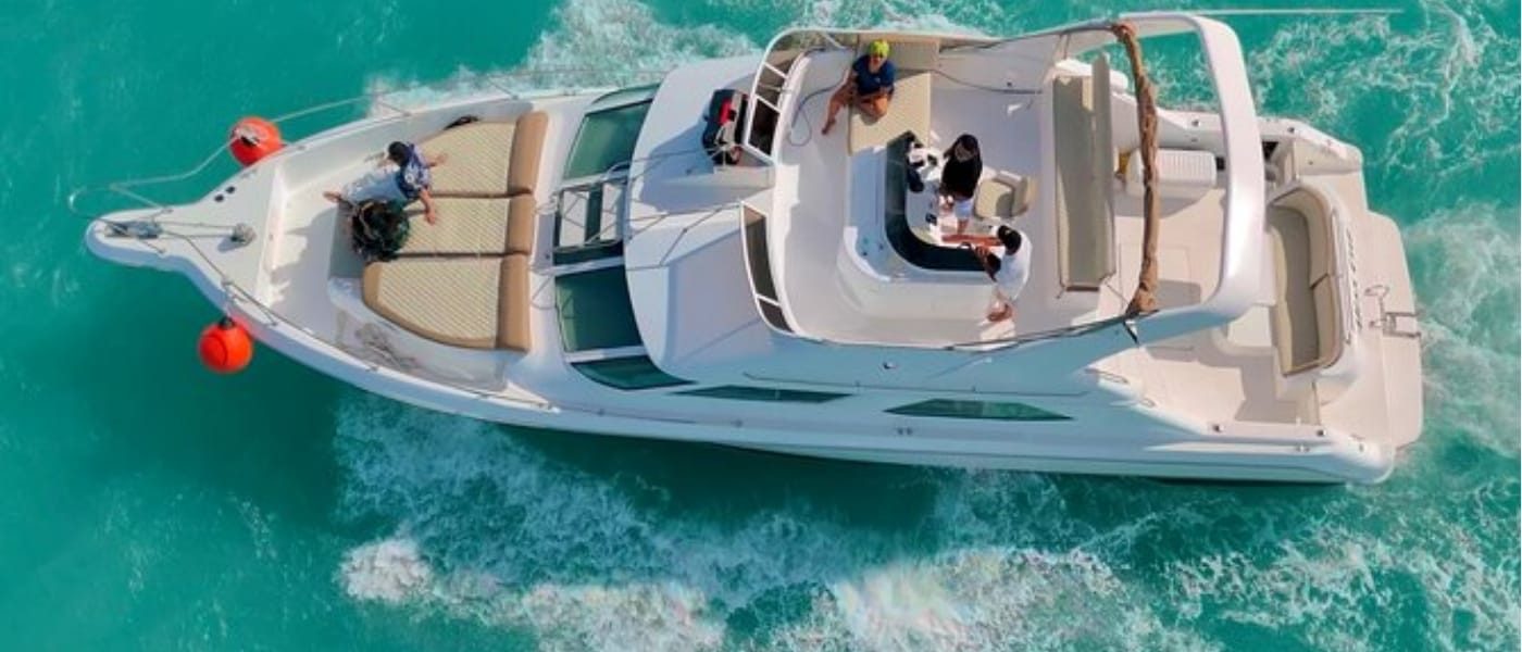 48 FT Yacht Rental