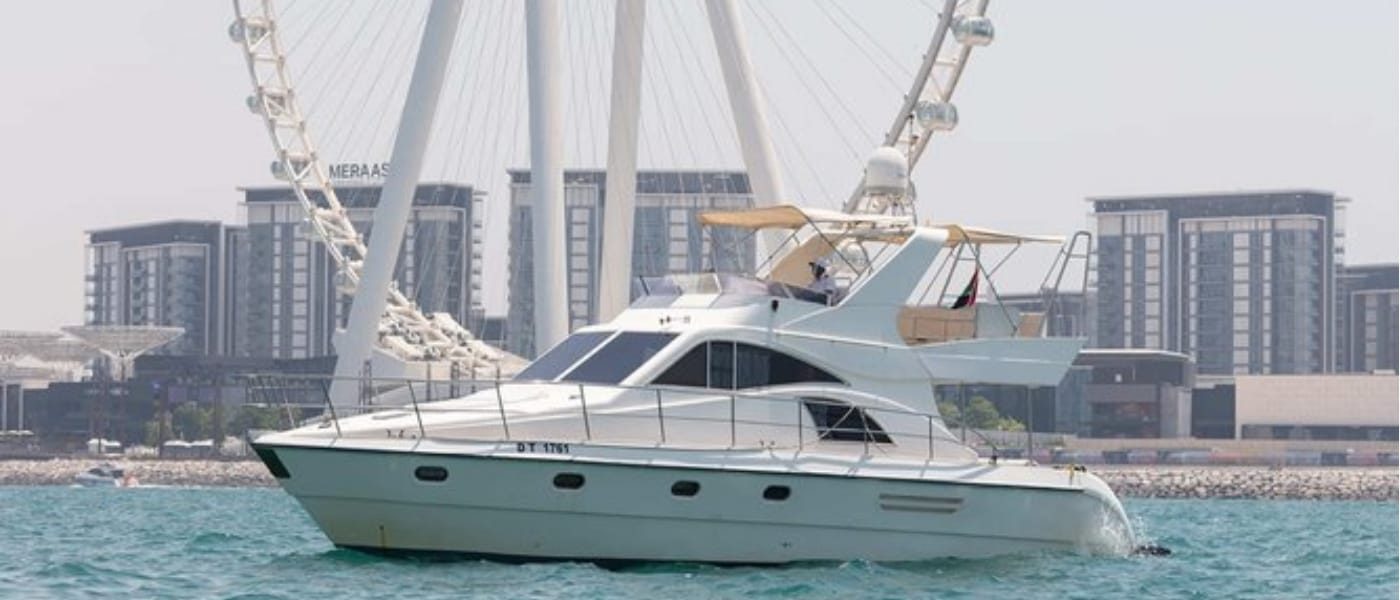 48 FT Yacht Rental