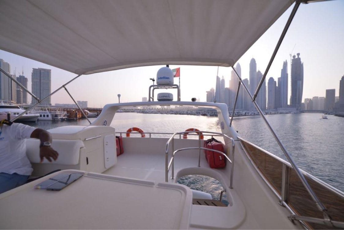 62 FT Yacht